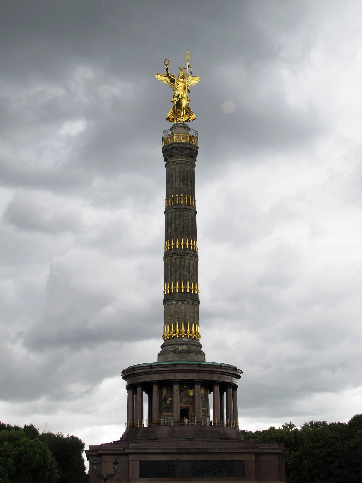 Фото: Колонна Победы (Siegessäule) в Берлине